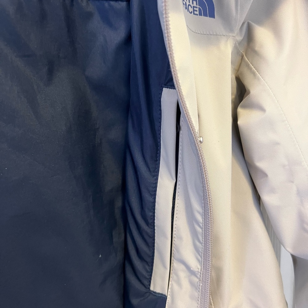 Northface Rain Jacket - image 6